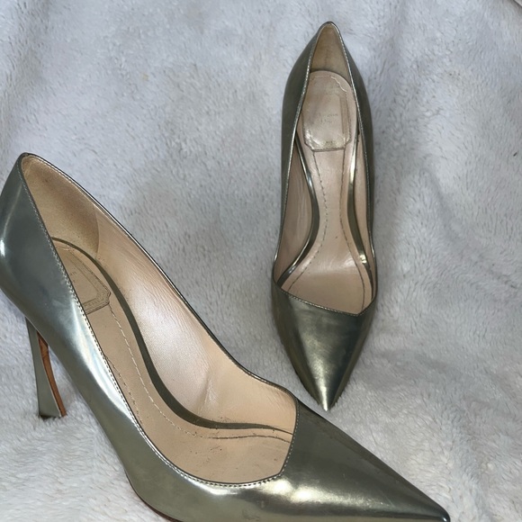 38 8 Dior Metallic Gold Pointed Heels Shimmering stylish modern pointed - Picture 3 of 7